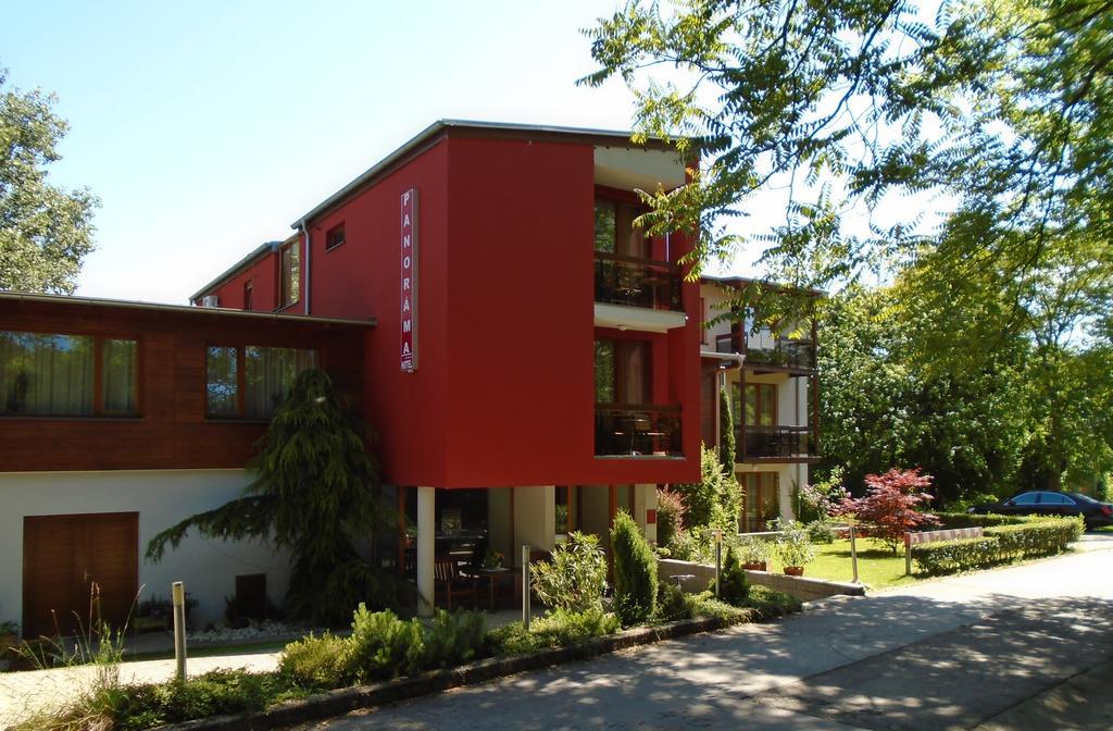 Panorama Hotel Piest'any Luaran gambar