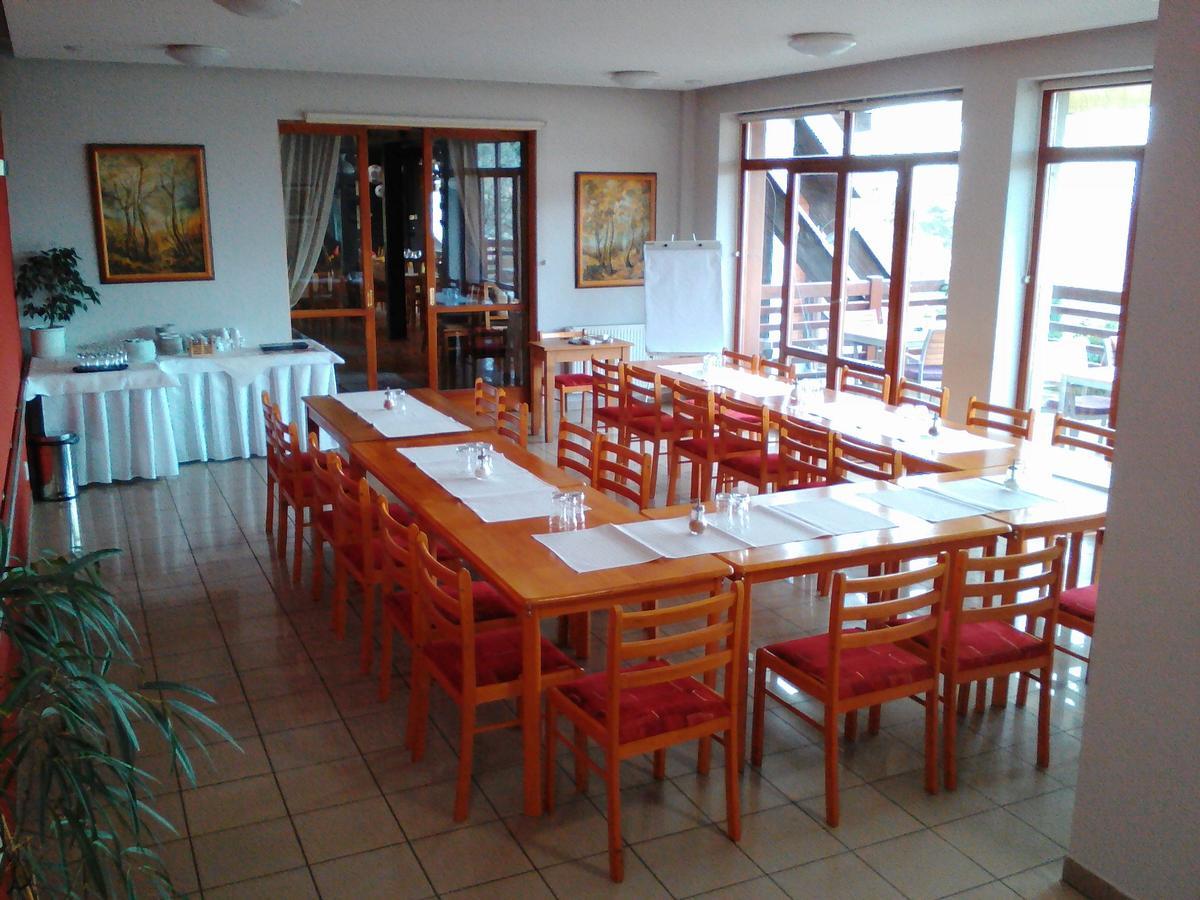 Panorama Hotel Piest'any Luaran gambar